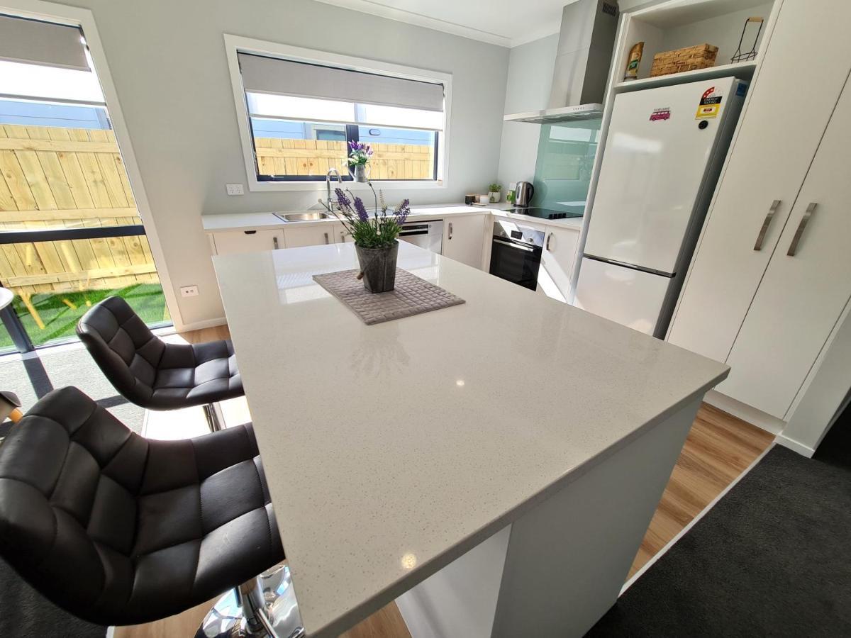 Brand New & Cosy In Kapiti - New 3-Bedrooms 4-Beds In Paraparaumu Exterior foto