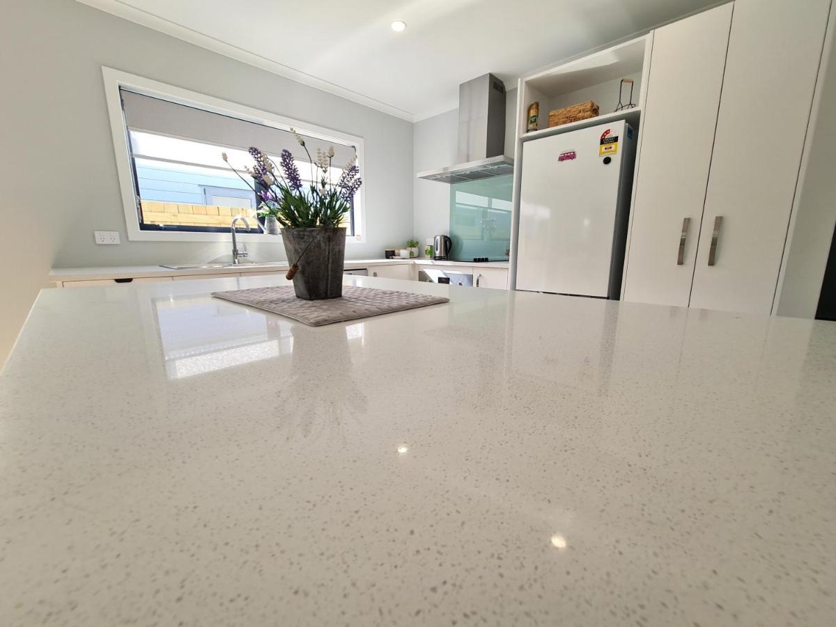 Brand New & Cosy In Kapiti - New 3-Bedrooms 4-Beds In Paraparaumu Exterior foto